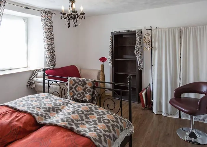 Am Nurburgring 公寓 *